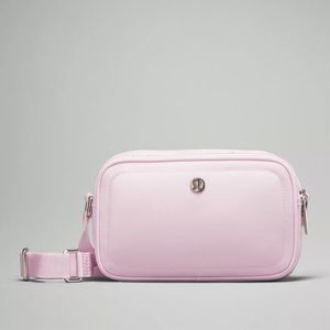 Lululemon Crossbody Camera Bag 2L Meadowsweet Pink (used once, tags removed)